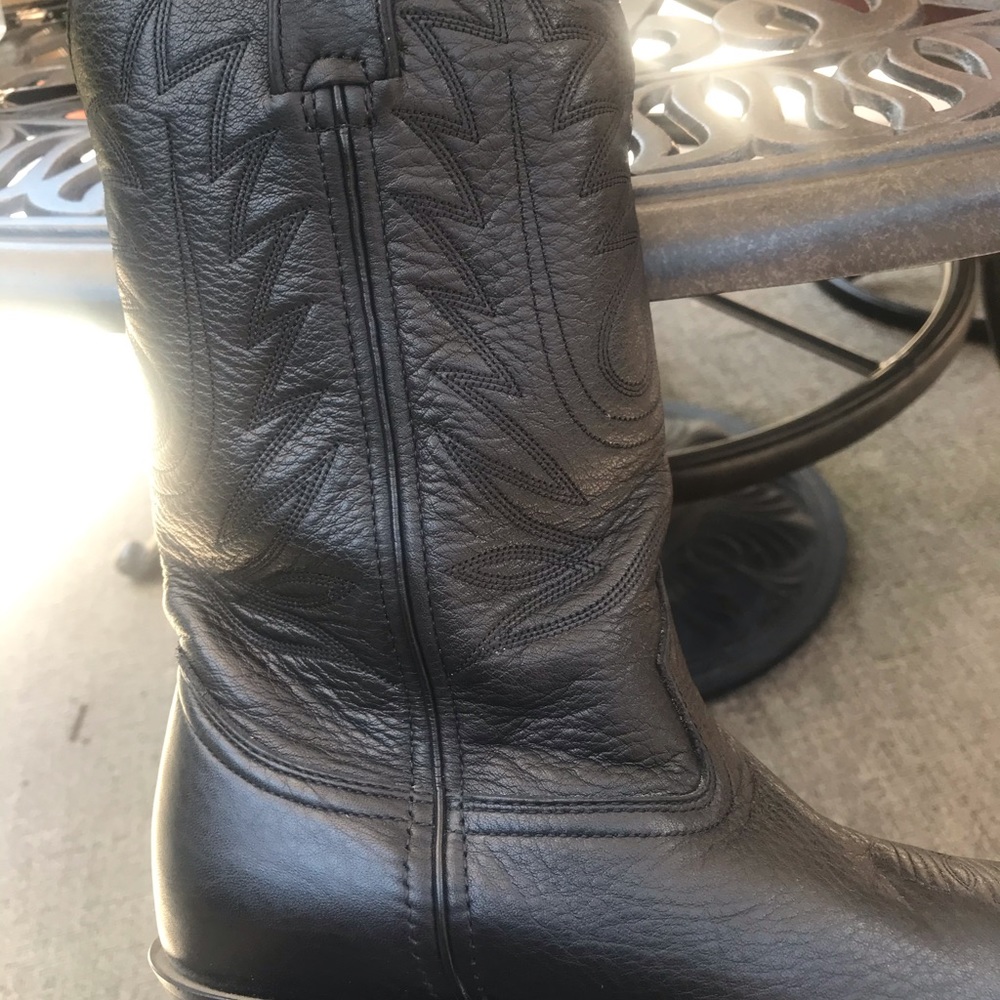 Women’s black leather Cowgirl Boots